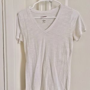 White v-neck t-shirt